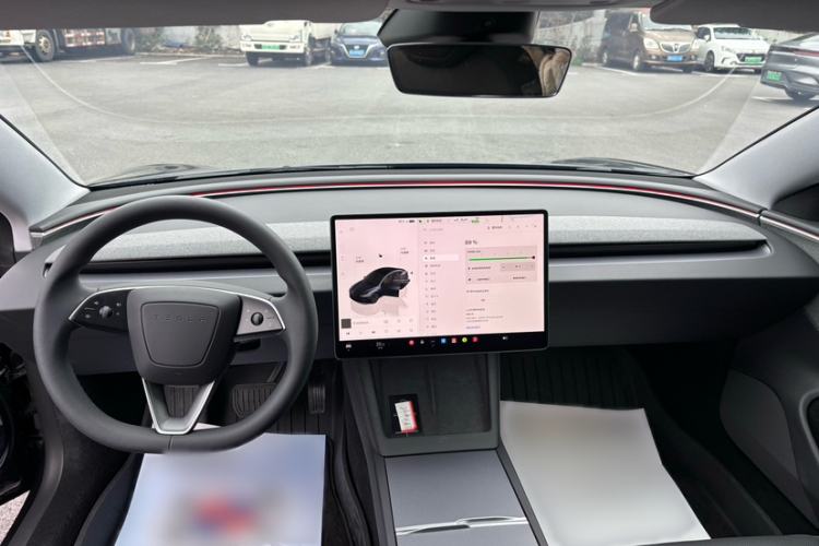 Used Tesla Model 3 2023 Rear-Wheel-Drive Version Interior 2