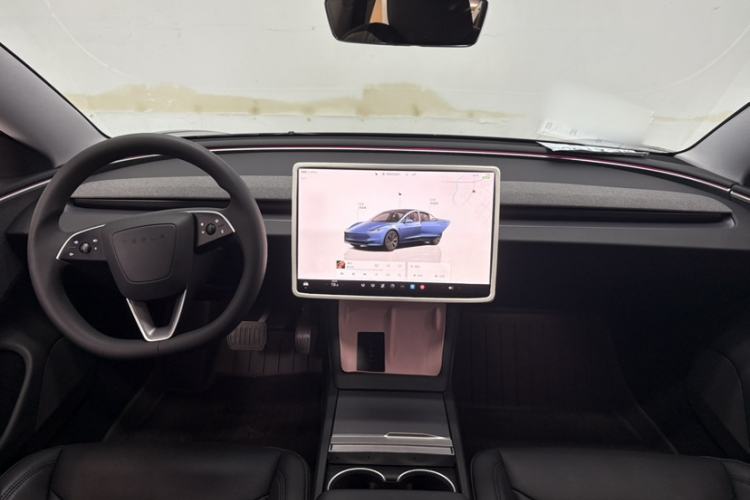 Used Tesla Model 3 2023 Rear-Wheel-Drive Version Interior 2
