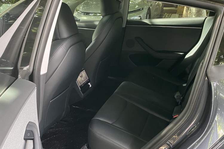 Used Tesla Model 3 2023 Rear-Wheel-Drive Version Interior 3
