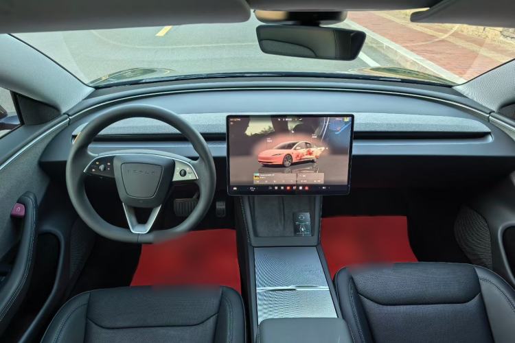 Used Tesla Model 3 2023 Rear-Wheel-Drive Version Interior 3