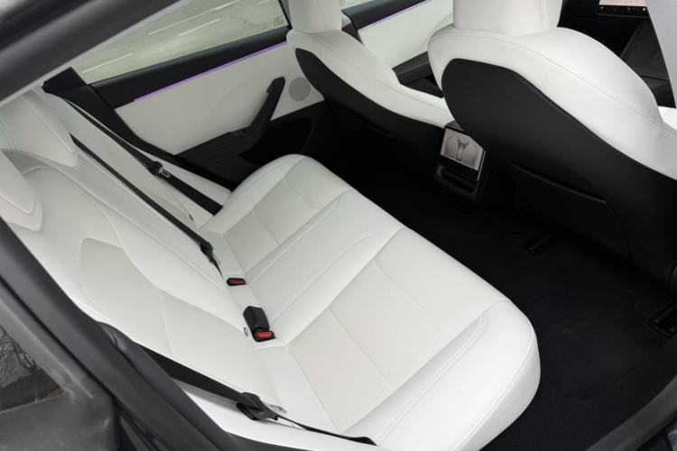 Used Tesla Model 3 2023 Rear-Wheel-Drive Version Interior 3