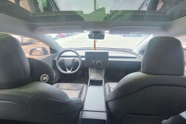 Used Tesla Model 3 2023 Rear-Wheel-Drive Version Interior 4