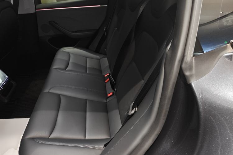 Used Tesla Model 3 2023 Rear-Wheel-Drive Version Interior 4
