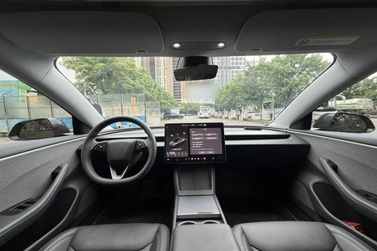 Used Tesla Model 3 2023 Rear-Wheel-Drive Version Interior 4