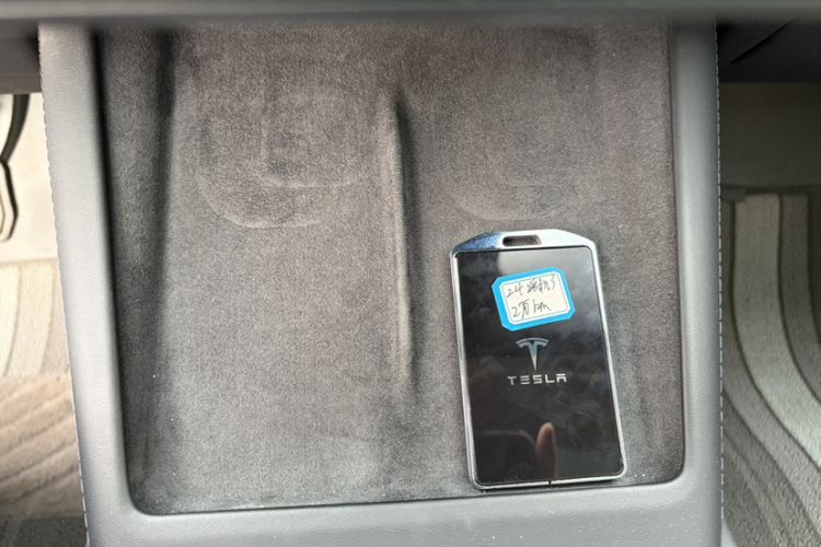 Used Tesla Model 3 2023 Rear-Wheel-Drive Version Interior 4