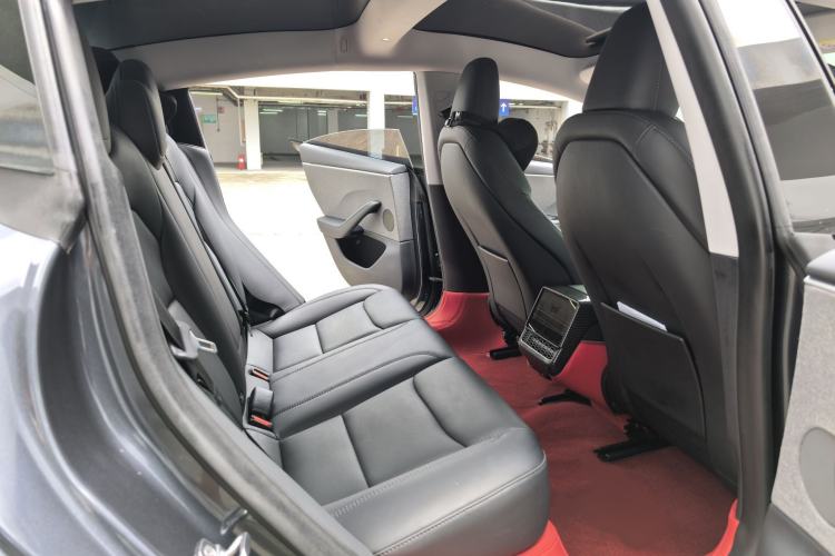 Used Tesla Model 3 2023 Rear-Wheel-Drive Version Interior 4
