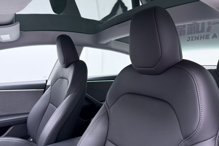 Used Tesla Model 3 2023 Rear-Wheel-Drive Version Interior 5