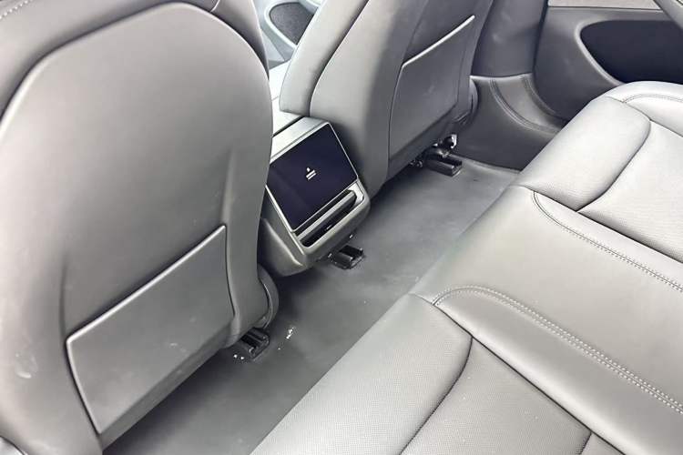Used Tesla Model 3 2023 Rear-Wheel-Drive Version Interior 5