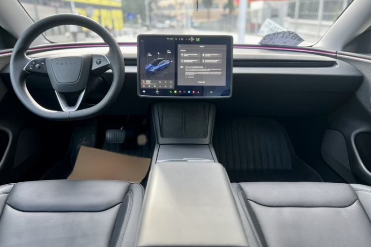 Used Tesla Model 3 2023 Rear-Wheel-Drive Version Interior 5