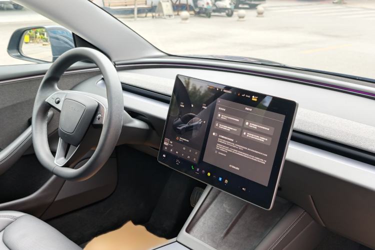 Used Tesla Model 3 2023 Rear-Wheel-Drive Version Interior 6
