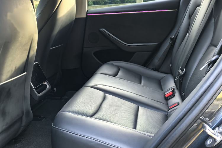 Used Tesla Model 3 2023 Long-Range All-Wheel-Drive Version Interior 6