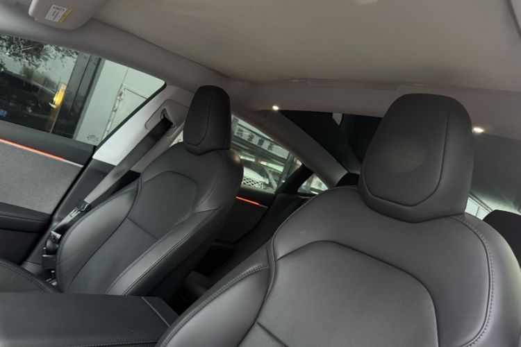 Used Tesla Model 3 2023 Rear-Wheel-Drive Version Interior 7