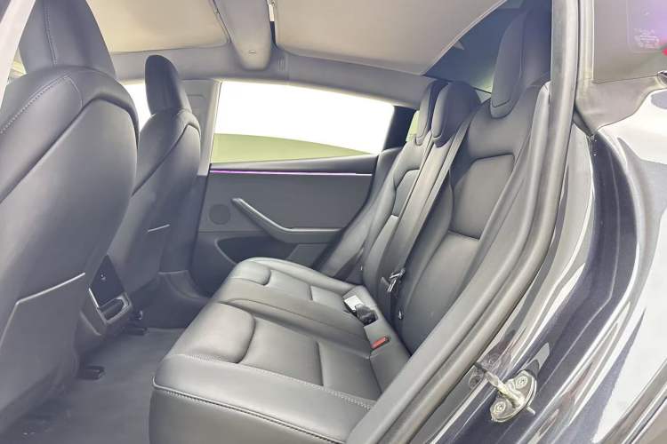 Used Tesla Model 3 2023 Rear-Wheel-Drive Version Interior 7