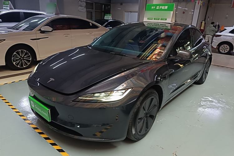 Tesla Model 3 2023 Rear-Wheel-Drive Version