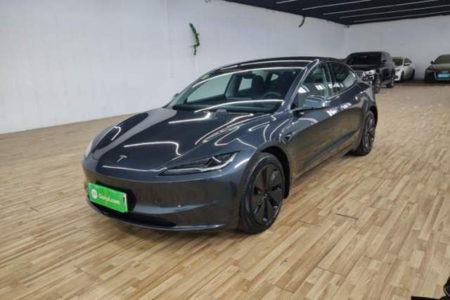 Used Tesla Model 3 2023 Rear-Wheel-Drive Version