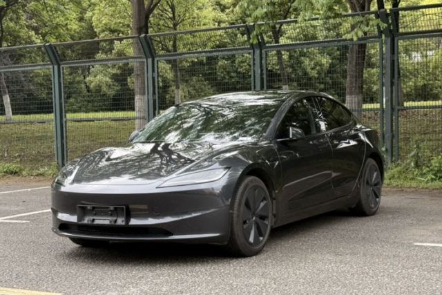 Used Tesla Model 3 2023 Rear-Wheel-Drive Version