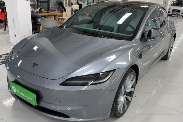 Used Tesla Model 3 2023 Long-Range All-Wheel-Drive Version
