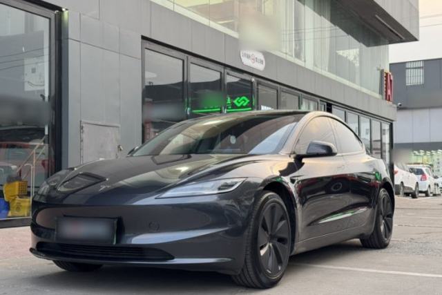 Used Tesla Model 3 2023 Rear-Wheel-Drive Version