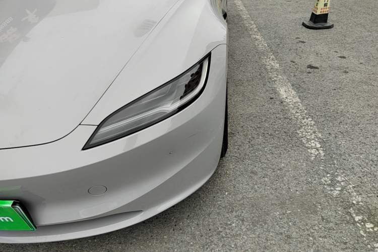 Used Tesla Model 3 2023 Long-Range All-Wheel-Drive Version Left Front Headlight
