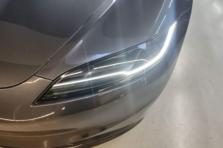 Used Tesla Model 3 2023 Long-Range All-Wheel-Drive Version Left Front Headlight