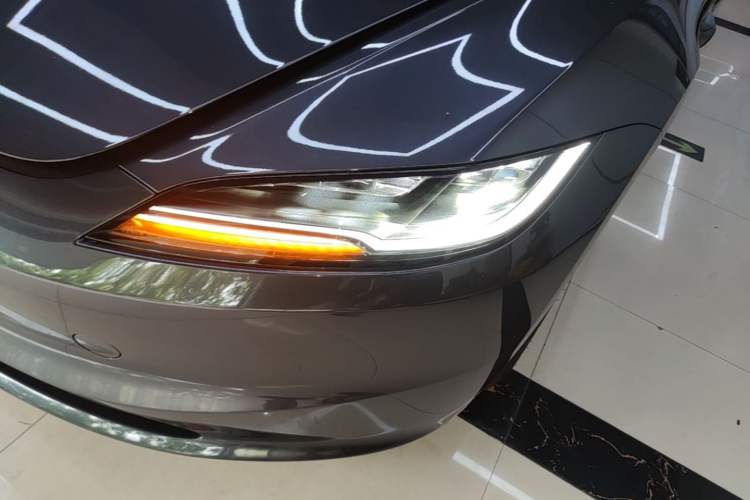 Used Tesla Model 3 2023 Rear-Wheel-Drive Version Left Front Headlight