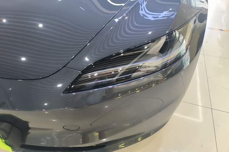 Used Tesla Model 3 2023 Long-Range All-Wheel-Drive Version Left Front Headlight