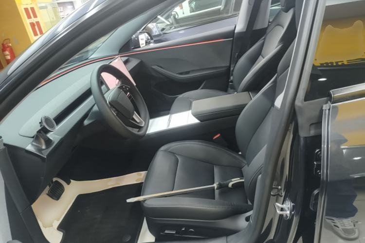 Used Tesla Model 3 2023 Rear-Wheel-Drive Version Left Front Seat