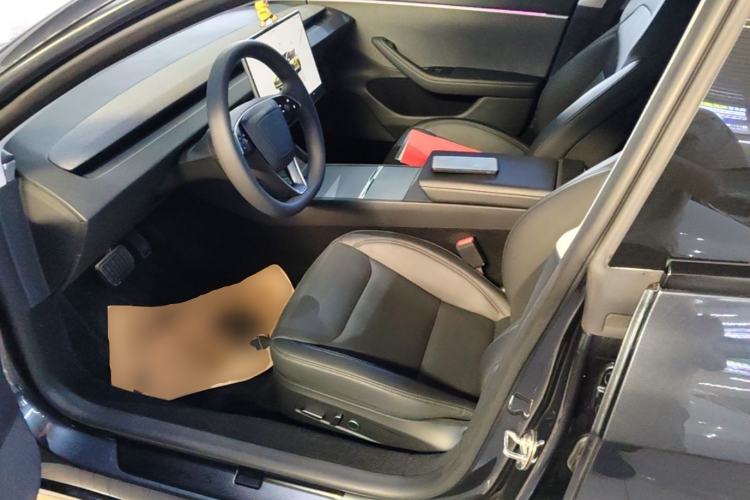 Used Tesla Model 3 2023 Rear-Wheel-Drive Version Left Front Seat