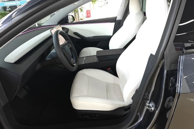 Used Tesla Model 3 2023 Rear-Wheel-Drive Version Left Front Seat
