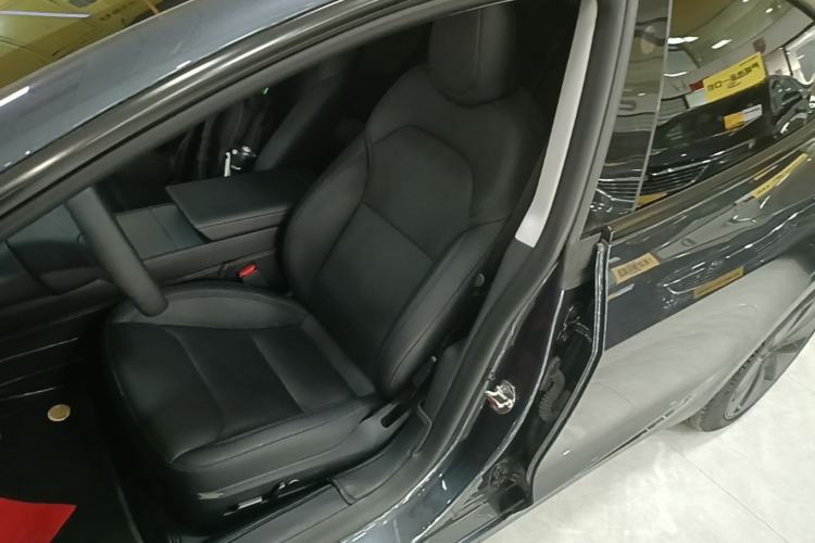 Used Tesla Model 3 2023 Rear-Wheel-Drive Version Left Front Seat