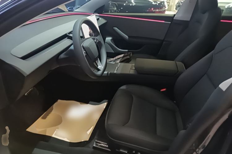 Used Tesla Model 3 2023 Rear-Wheel-Drive Version Left Front Seat