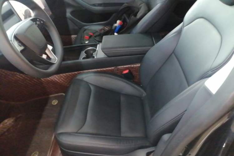 Used Tesla Model 3 2023 Rear-Wheel-Drive Version Left Front Seat