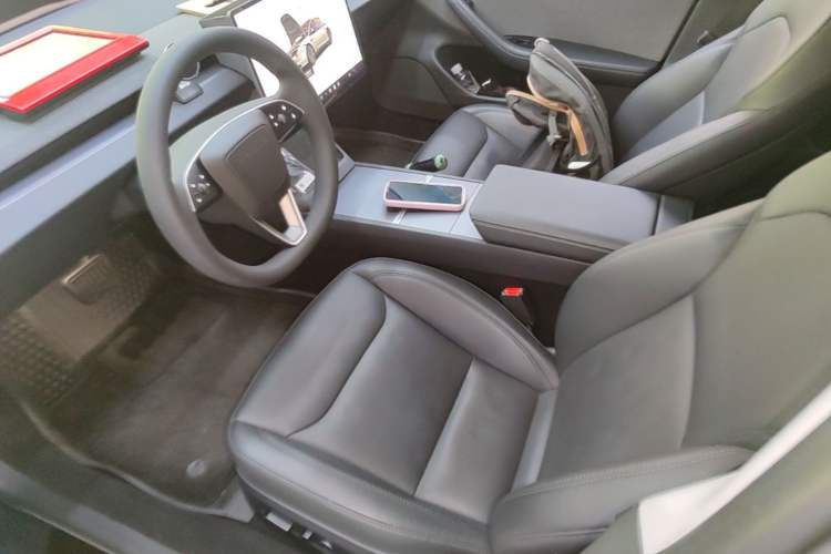 Used Tesla Model 3 2023 Rear-Wheel-Drive Version Left Front Seat