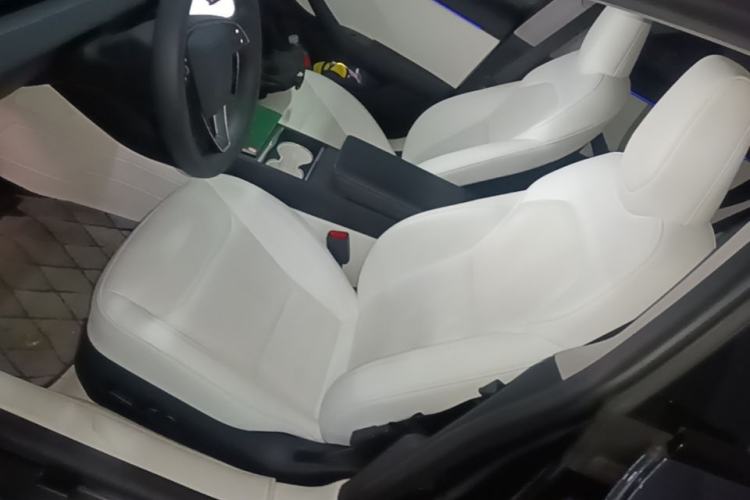 Used Tesla Model 3 2023 Rear-Wheel-Drive Version Left Front Seat
