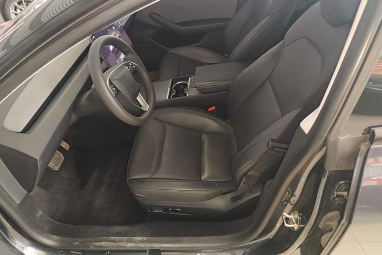 Used Tesla Model 3 2023 Rear-Wheel-Drive Version Left Front Seat