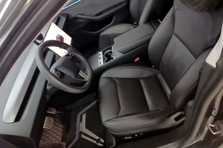 Used Tesla Model 3 2023 Rear-Wheel-Drive Version Left Front Seat