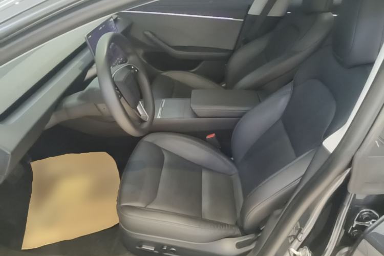 Used Tesla Model 3 2023 Rear-Wheel-Drive Version Left Front Seat
