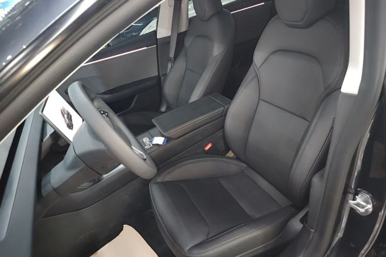 Used Tesla Model 3 2023 Rear-Wheel-Drive Version Left Front Seat