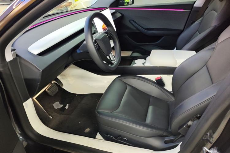 Used Tesla Model 3 2023 Rear-Wheel-Drive Version Left Front Seat