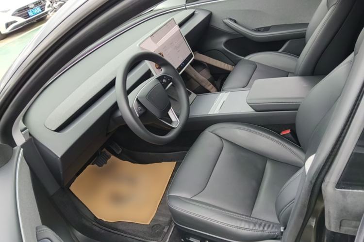 Used Tesla Model 3 2023 Rear-Wheel-Drive Version Left Front Seat