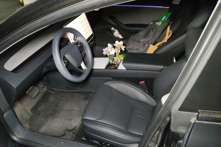 Used Tesla Model 3 2023 Rear-Wheel-Drive Version Left Front Seat