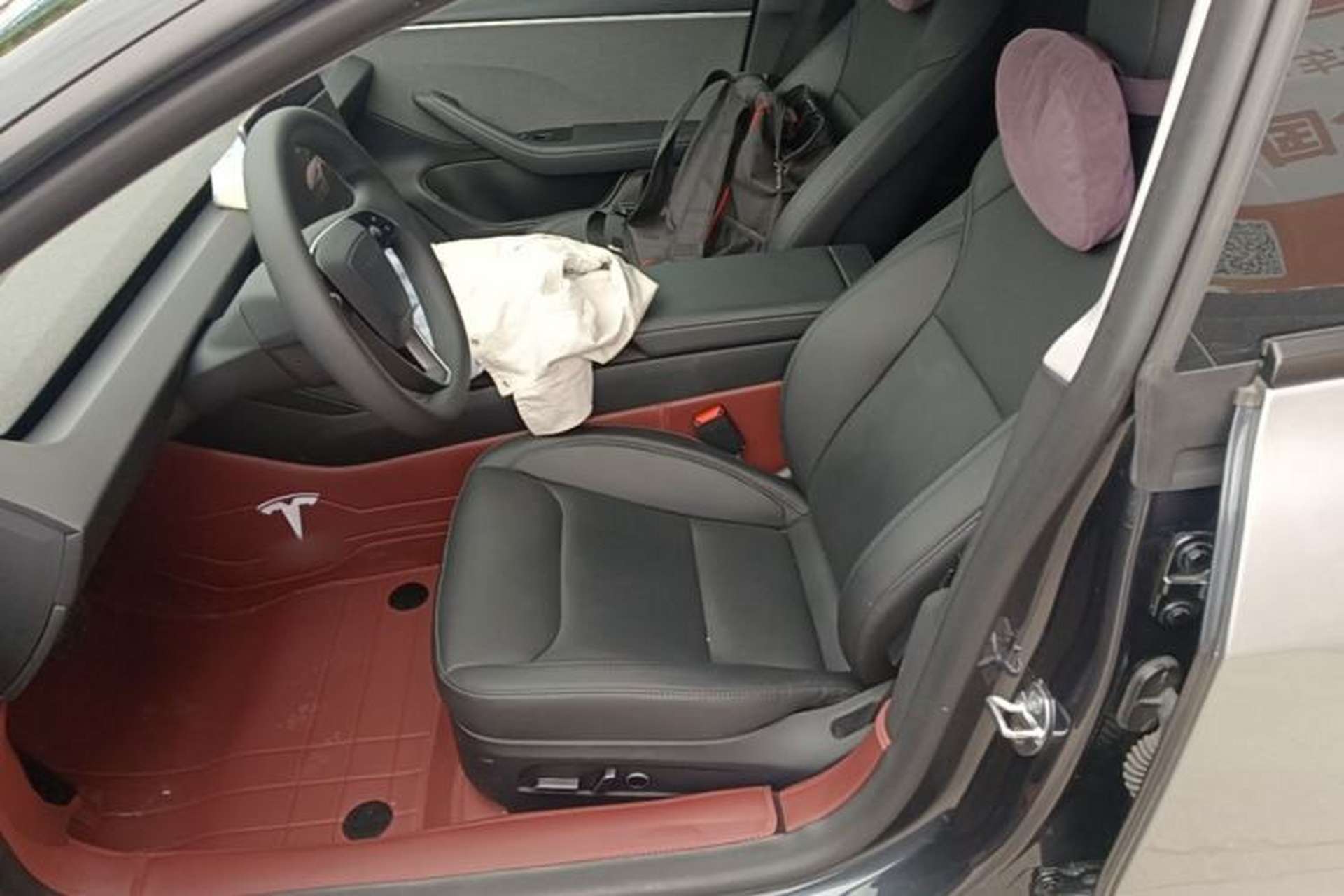 Used Tesla Model 3 2023 Rear-Wheel-Drive Version Left Front Seat