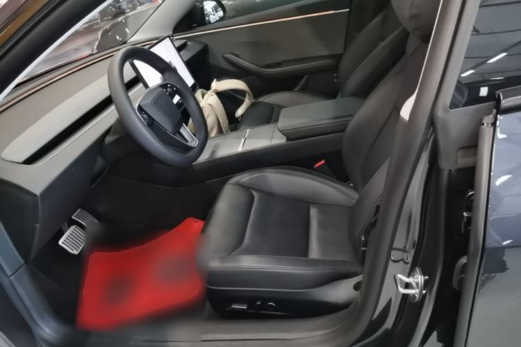 Used Tesla Model 3 2023 Rear-Wheel-Drive Version Left Front Seat