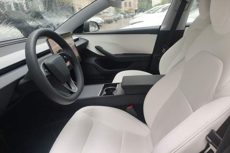 Used Tesla Model 3 2023 Rear-Wheel-Drive Version Left Front Seat