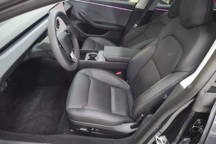 Used Tesla Model 3 2023 Rear-Wheel-Drive Version Left Front Seat