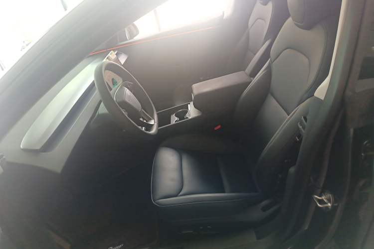 Used Tesla Model 3 2023 Rear-Wheel-Drive Version Left Front Seat