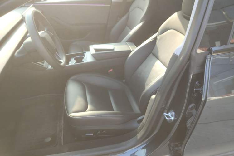Used Tesla Model 3 2023 Rear-Wheel-Drive Version Left Front Seat