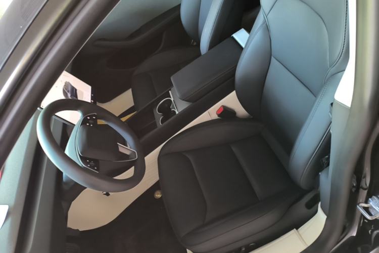 Used Tesla Model 3 2023 Rear-Wheel-Drive Version Left Front Seat