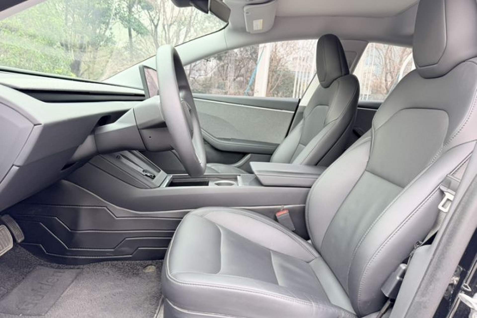 Used Tesla Model 3 2023 Rear-Wheel-Drive Version Left Front Seat