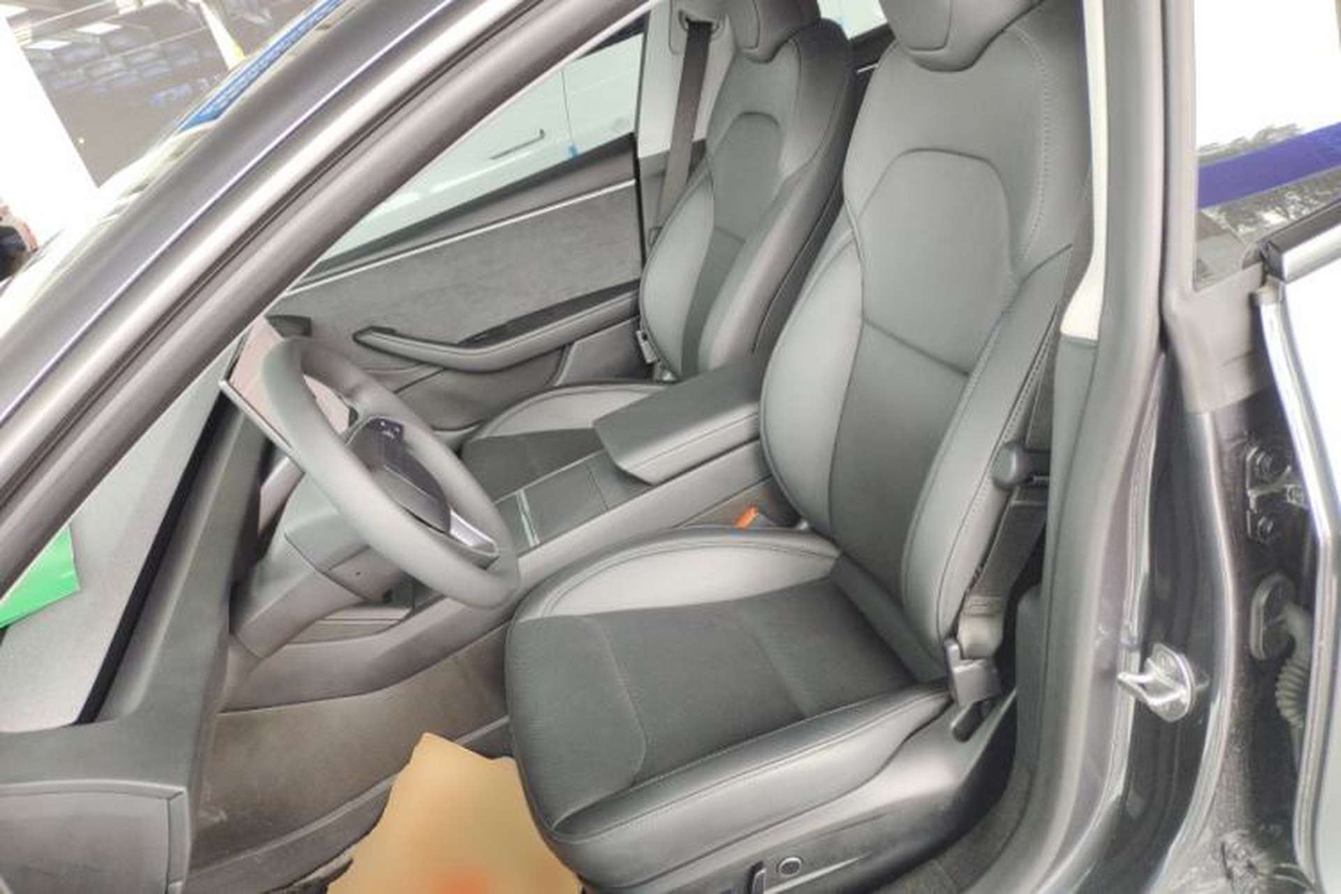 Used Tesla Model 3 2023 Long-Range All-Wheel-Drive Version Left Front Seat